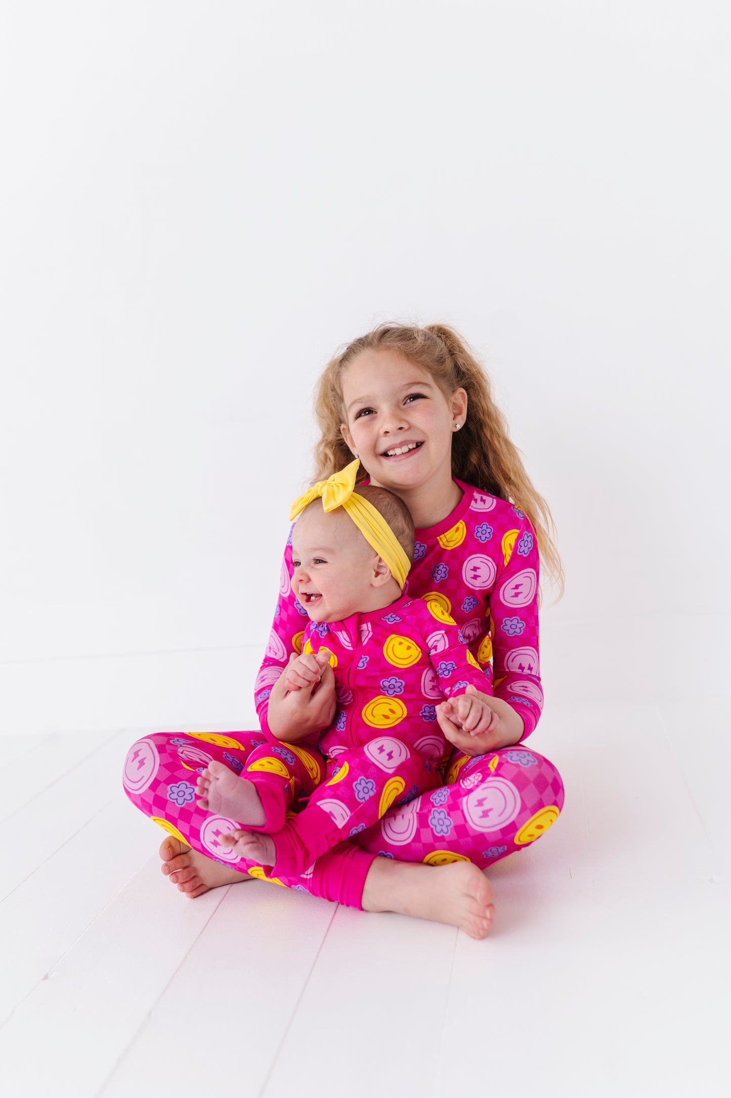 Electric Smiles Convertible Footies