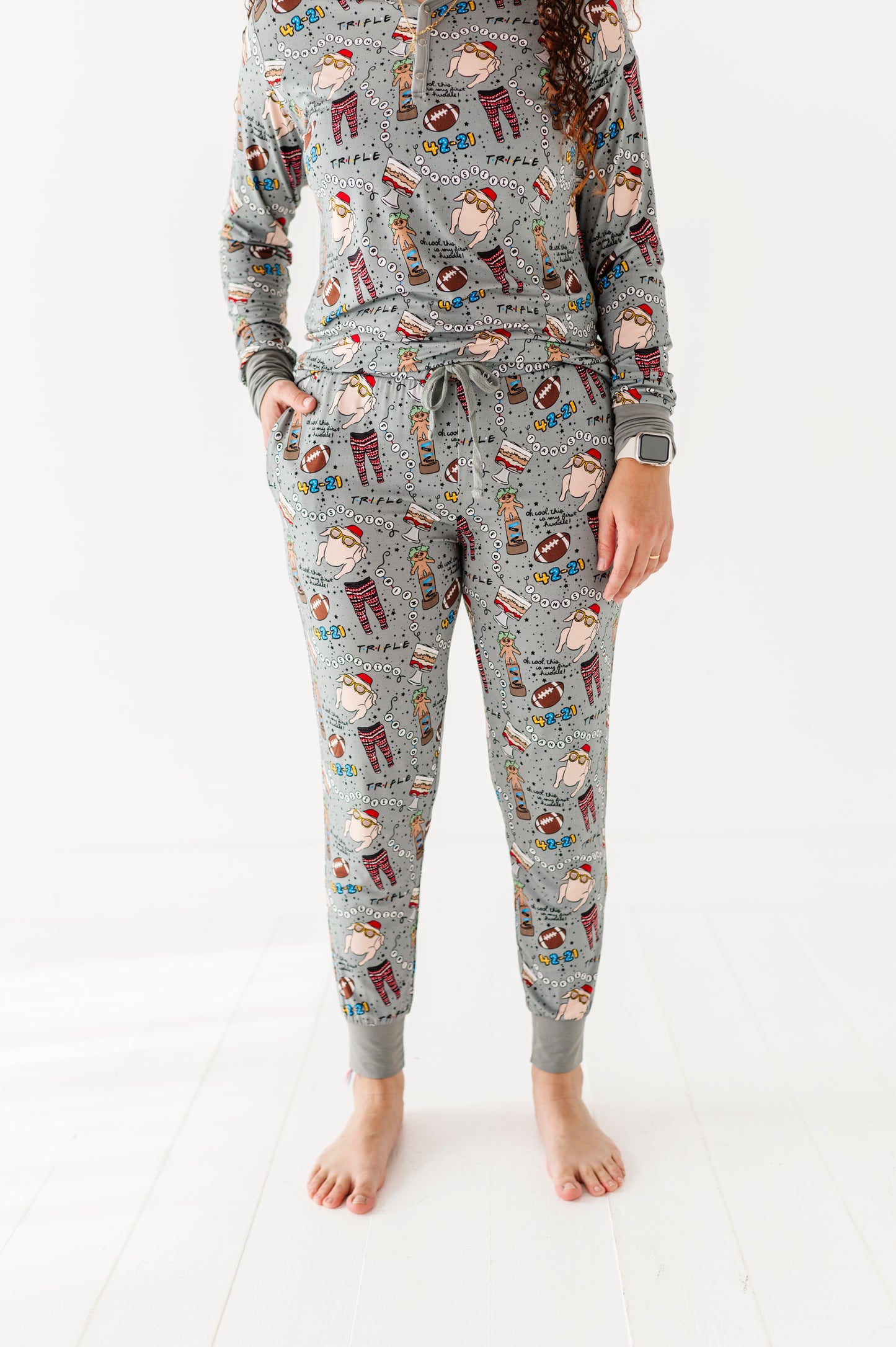 Could this BE any more Thanksgiving-y? Women's Jogger Set