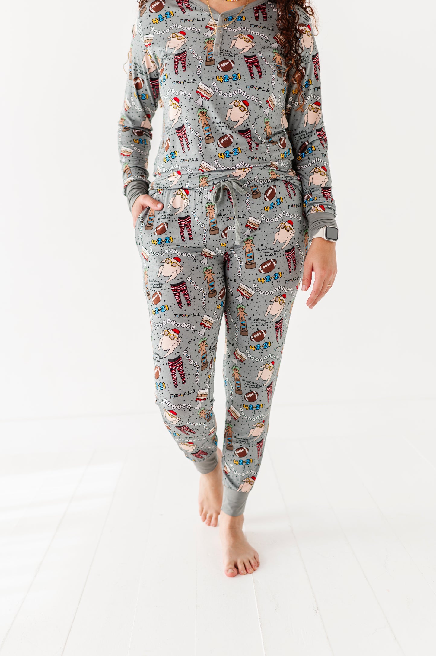 Could this BE any more Thanksgiving-y? Women's Jogger Set