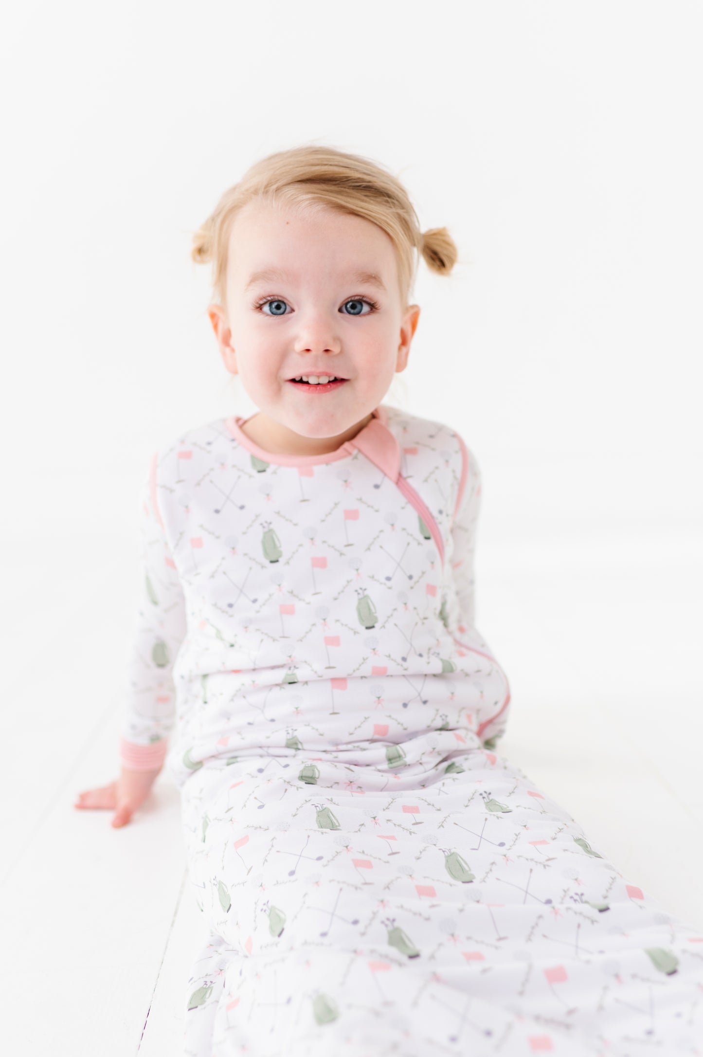 Dressed to the Tee Sleep Bag - Pink