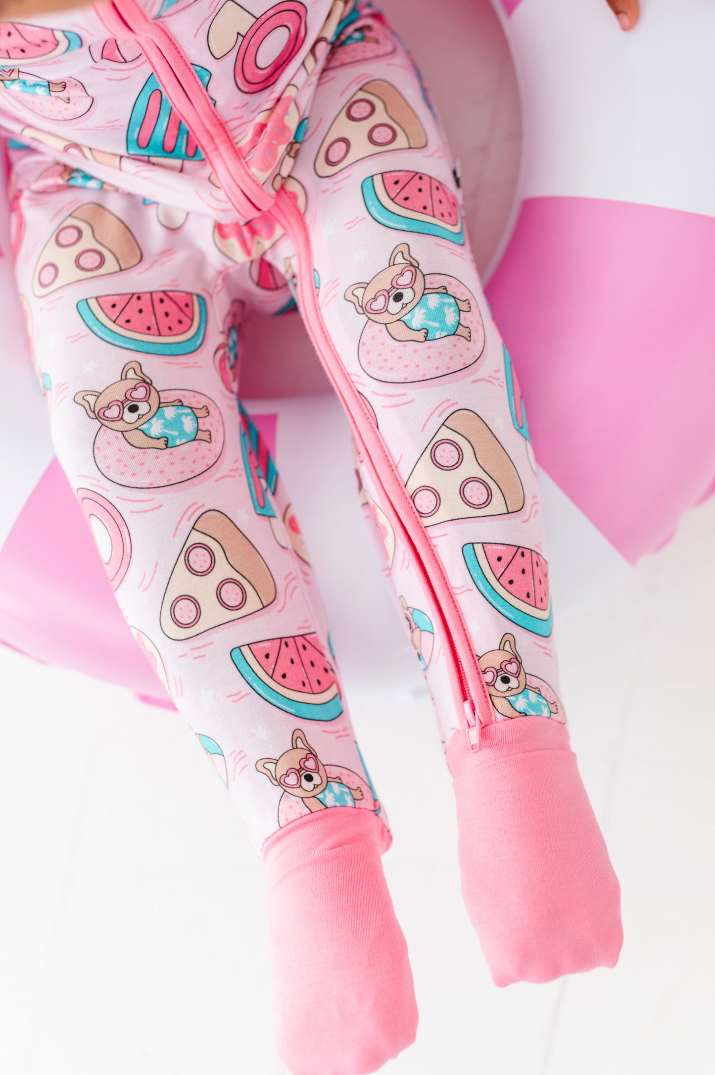 Poolside Pawty Convertible Footies
