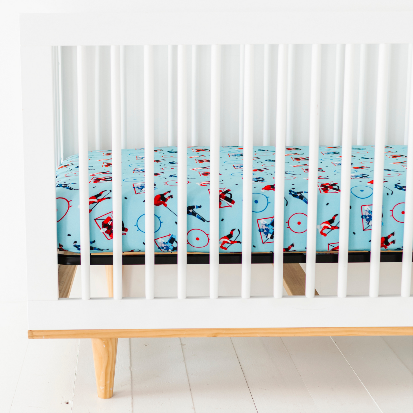 Hockey crib sheet by Kiki and Lulu