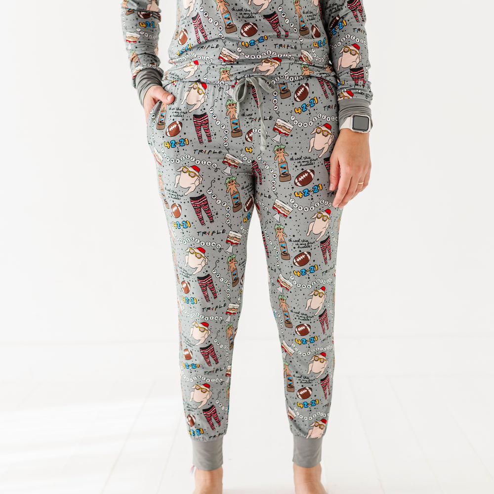 
                      
                        Could this BE any more Thanksgiving-y? Women's Jogger Set
                      
                    