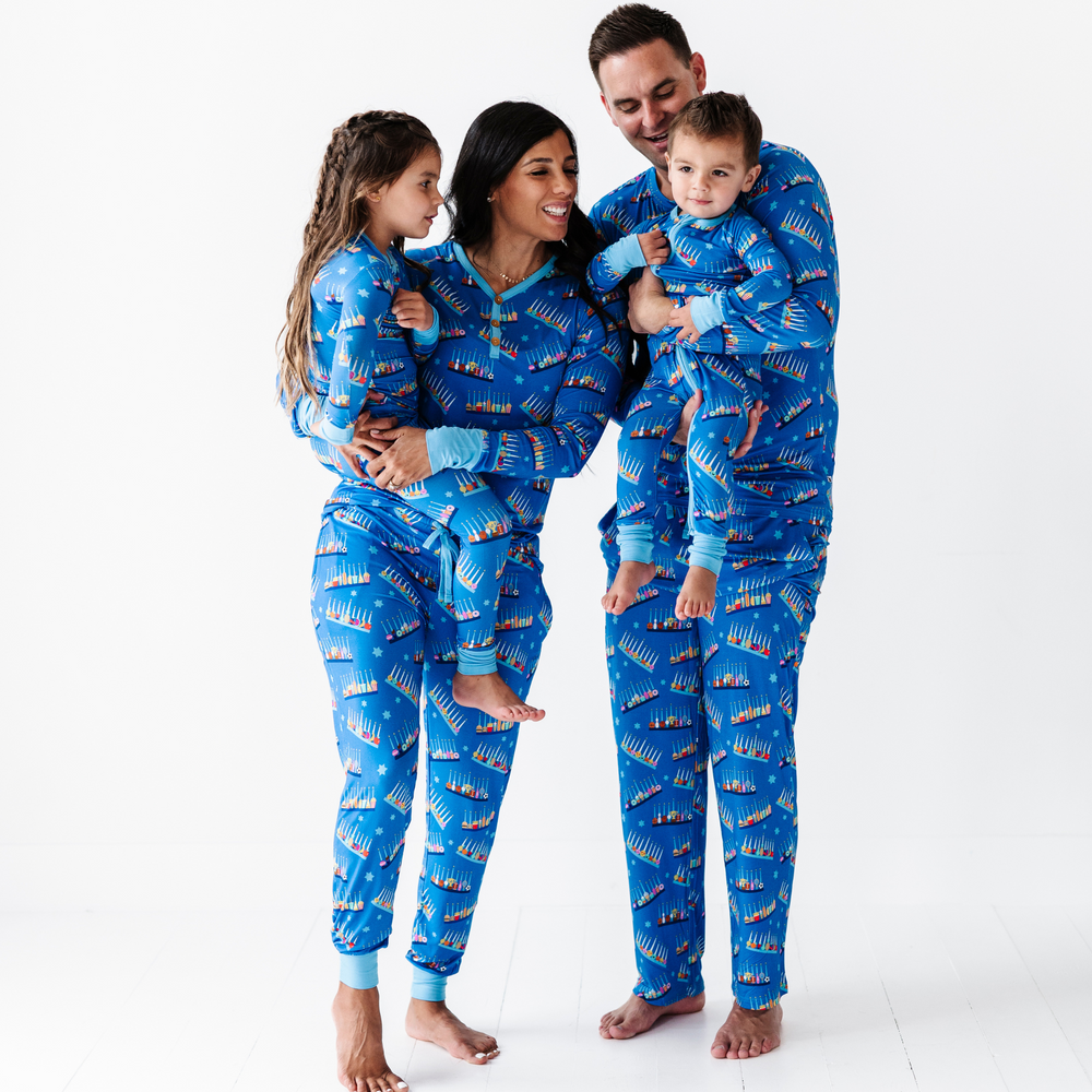 
                
                    Load image into Gallery viewer, 8 Comfy Nights Mens Pajamas Set
                
            