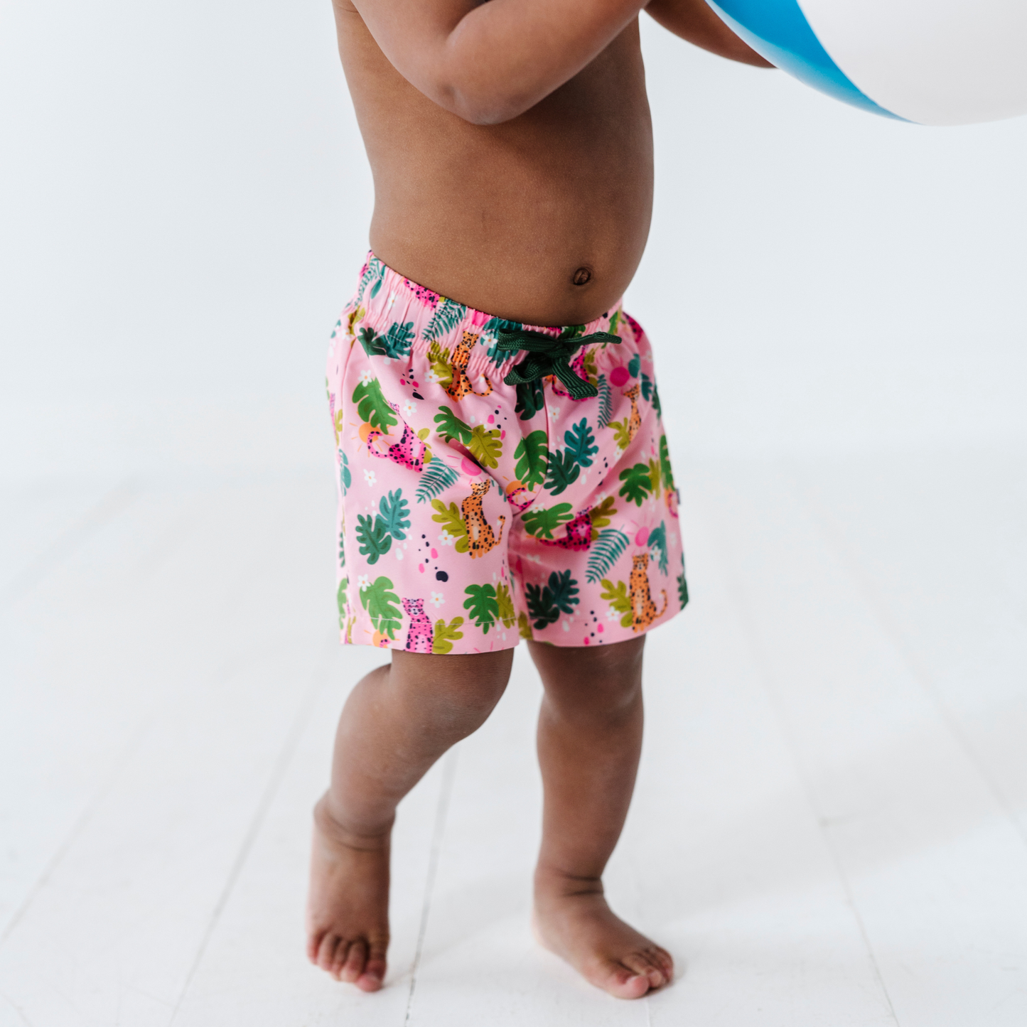 TRIPSHION PICNIC BOY フーディー 9colors Spot On Cheetah Boys Swim Trunks | Kiki + Lulu